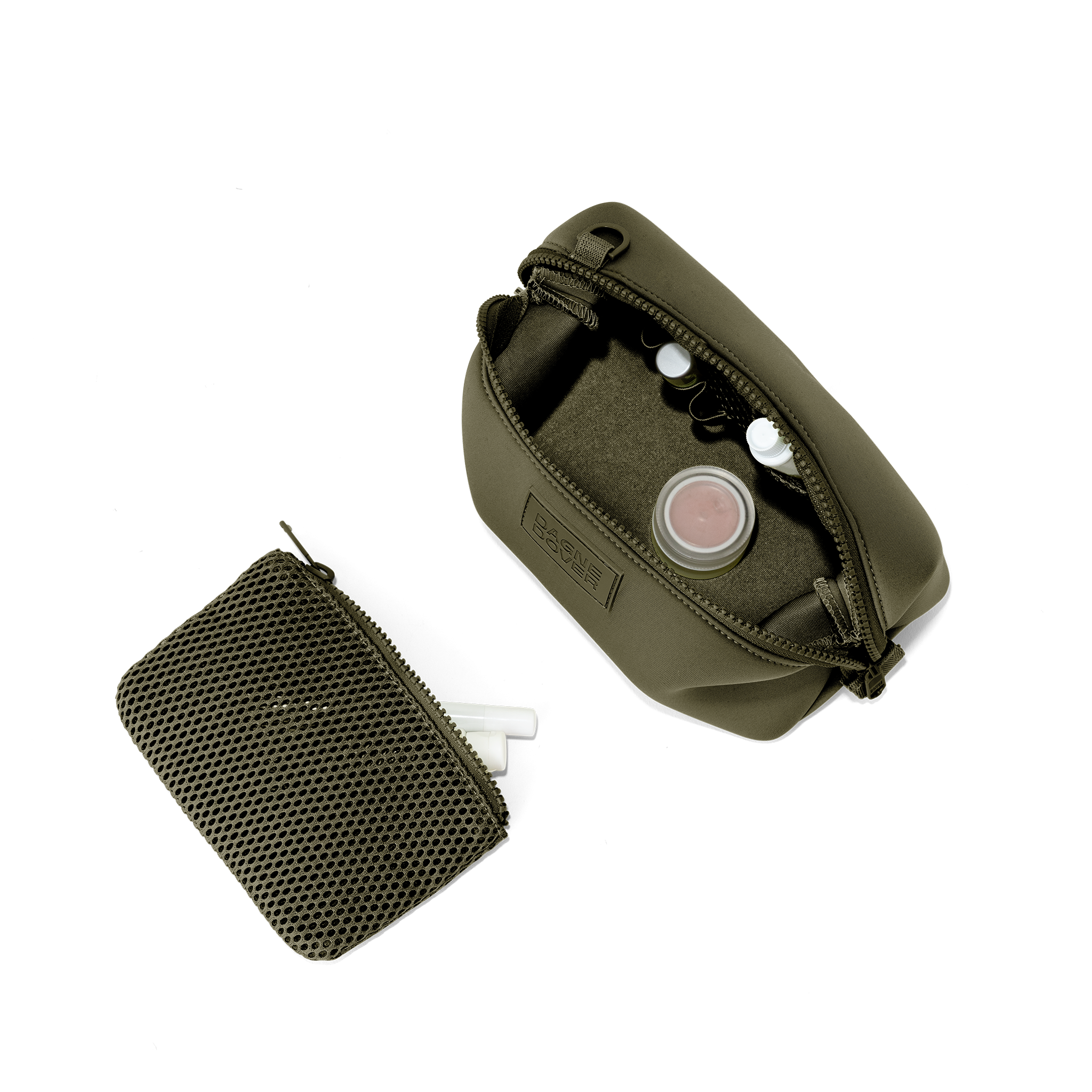 Hunter Toiletry Bag in Dark Moss, Small - Image 2