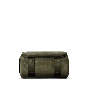 Seoul Dopp Kit in Dark Moss, Large