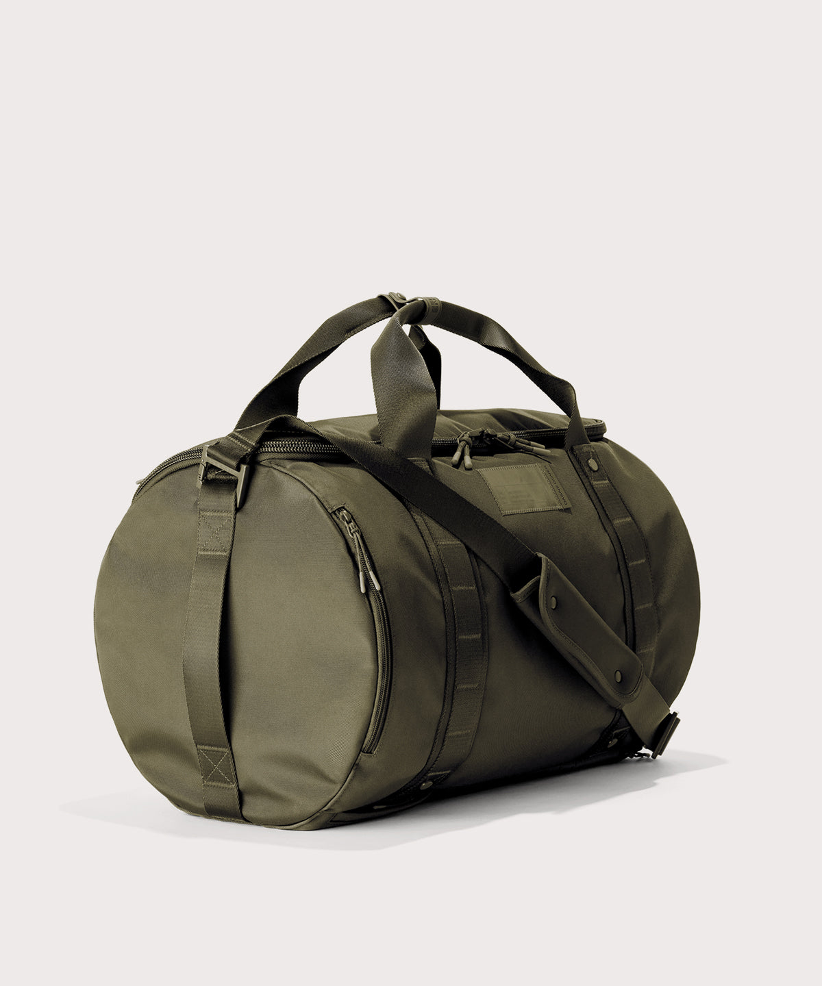 Denver Convertible Duffle in Dark Moss, Large - Image 17