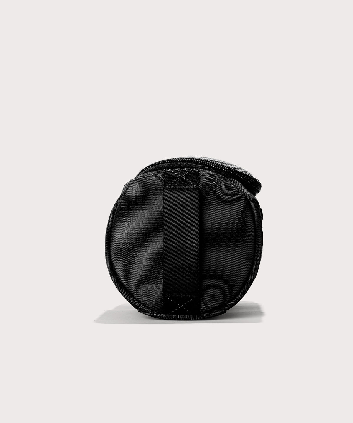 Seoul Dopp Kit in Onyx, Large - Image 11