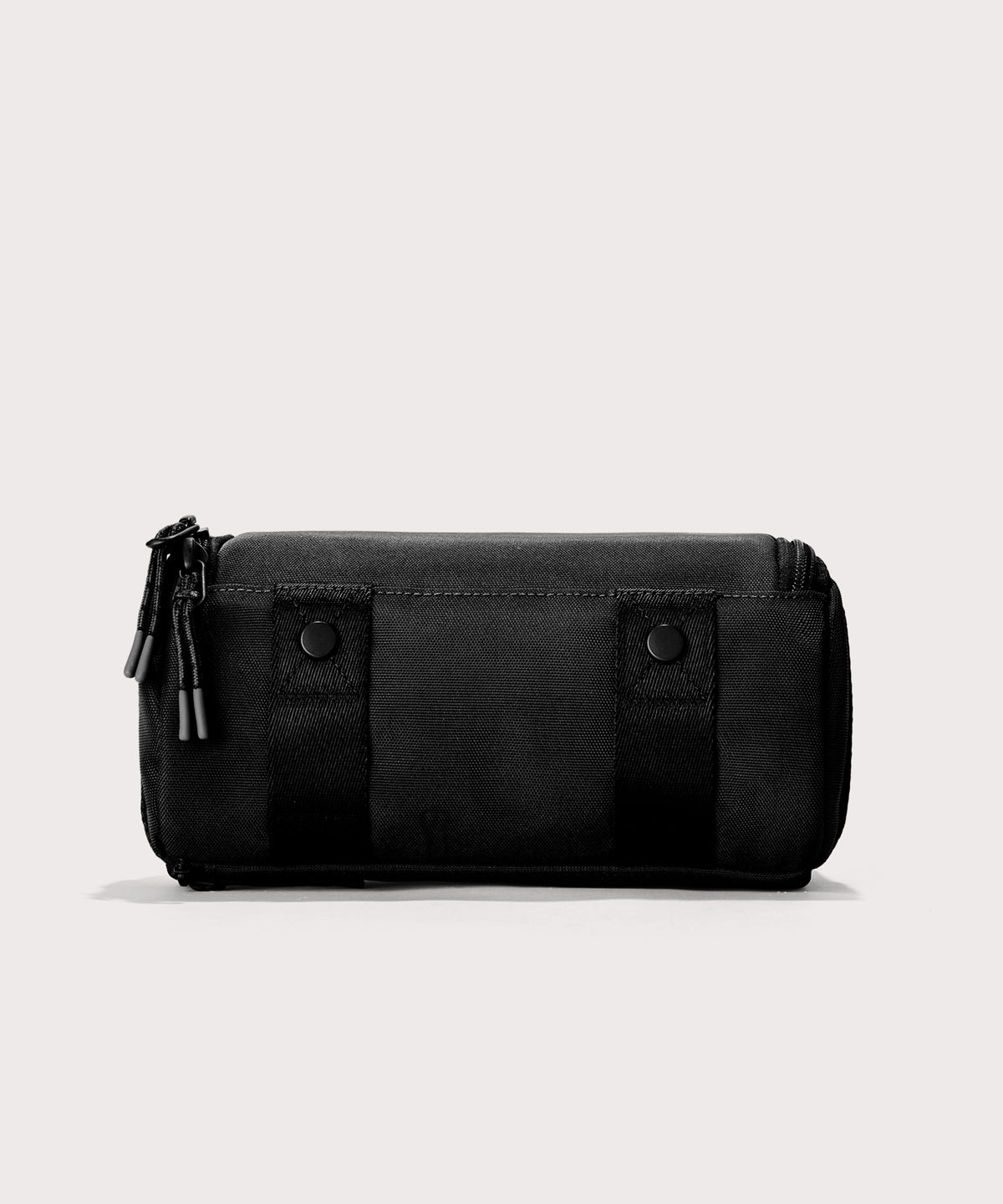 Seoul Dopp Kit in Onyx, Small - Image 10