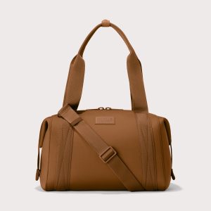 Landon Carryall in Clove. Medium