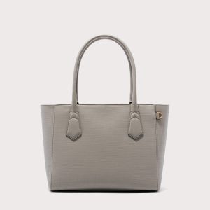 Signature Tote in Bleecker Blush. Classic