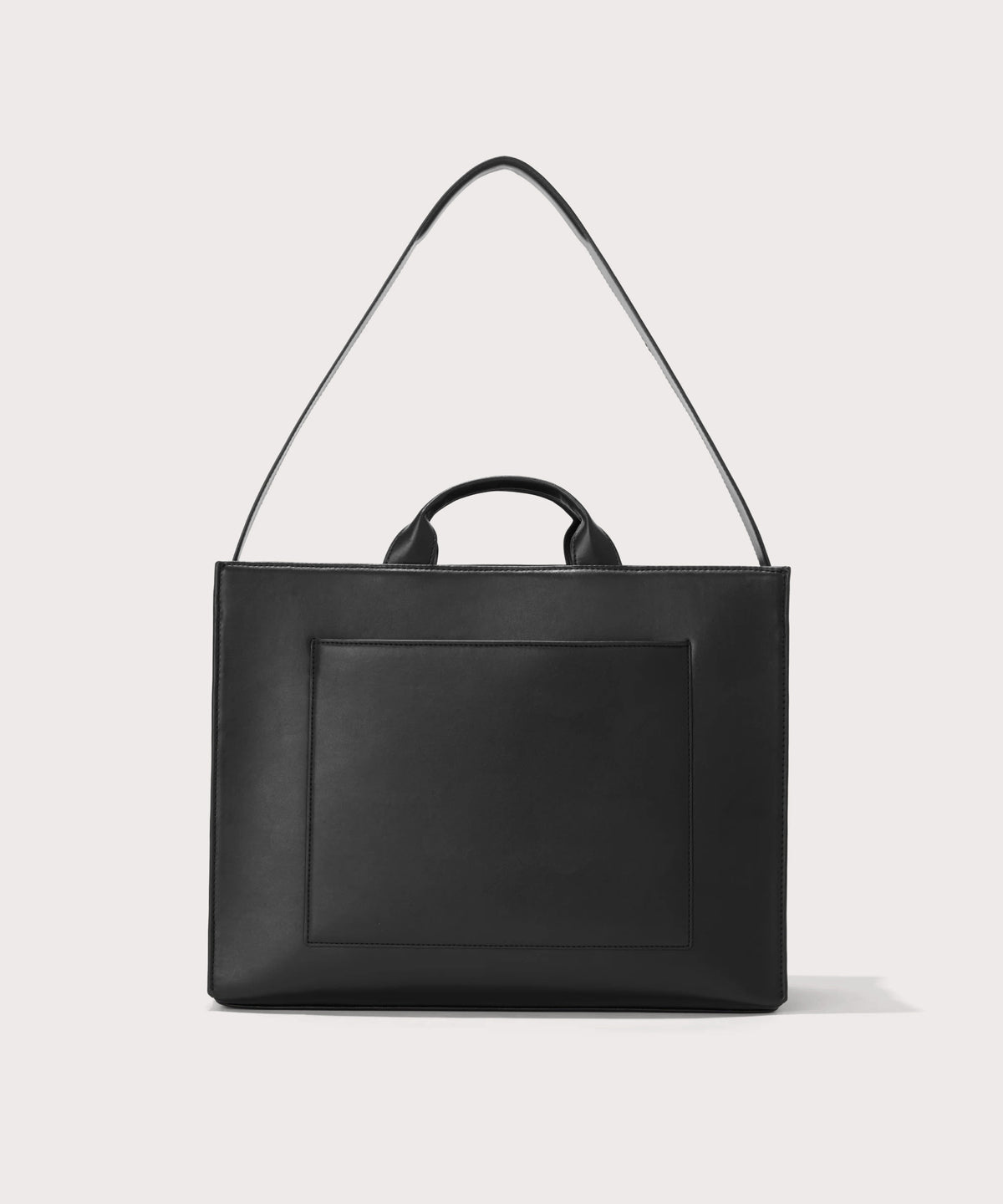 Daily Tote in Onyx. Large